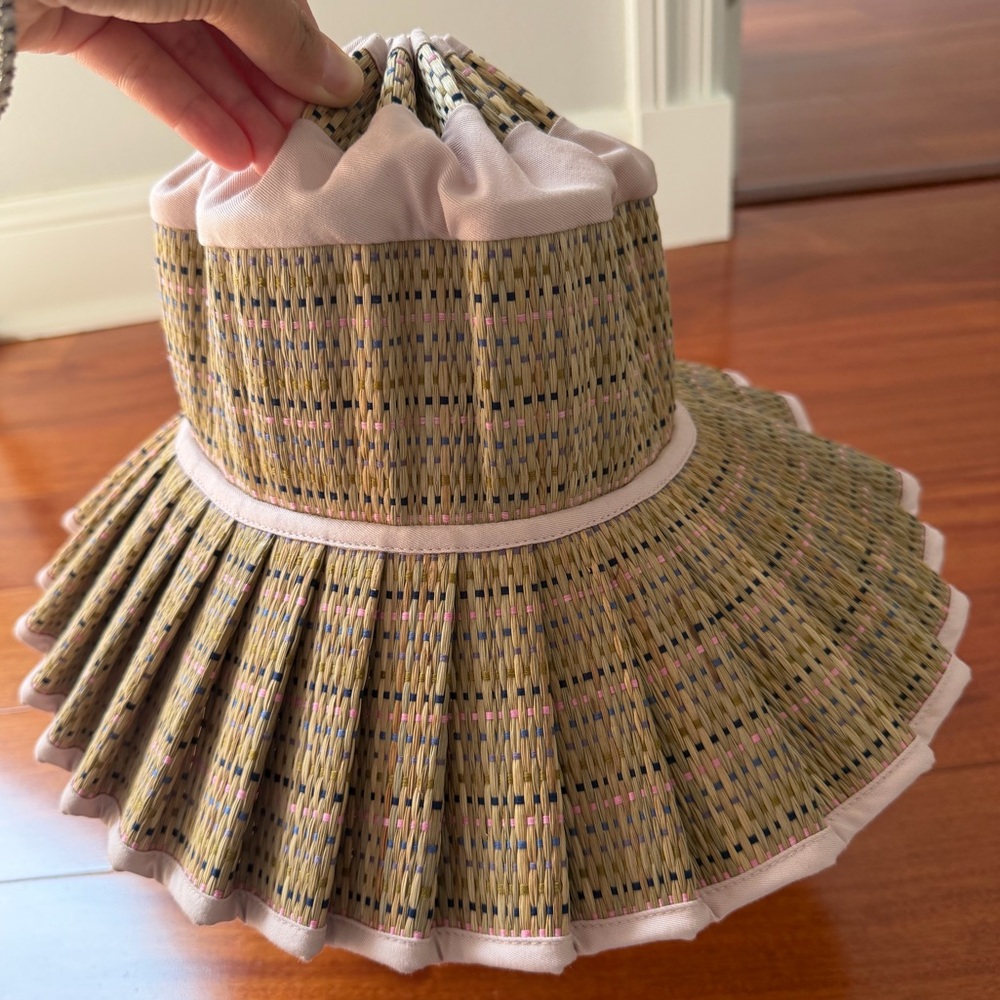 Lorna Murray Woven Pleated Straw hat pink beige multicolor accordion medium M